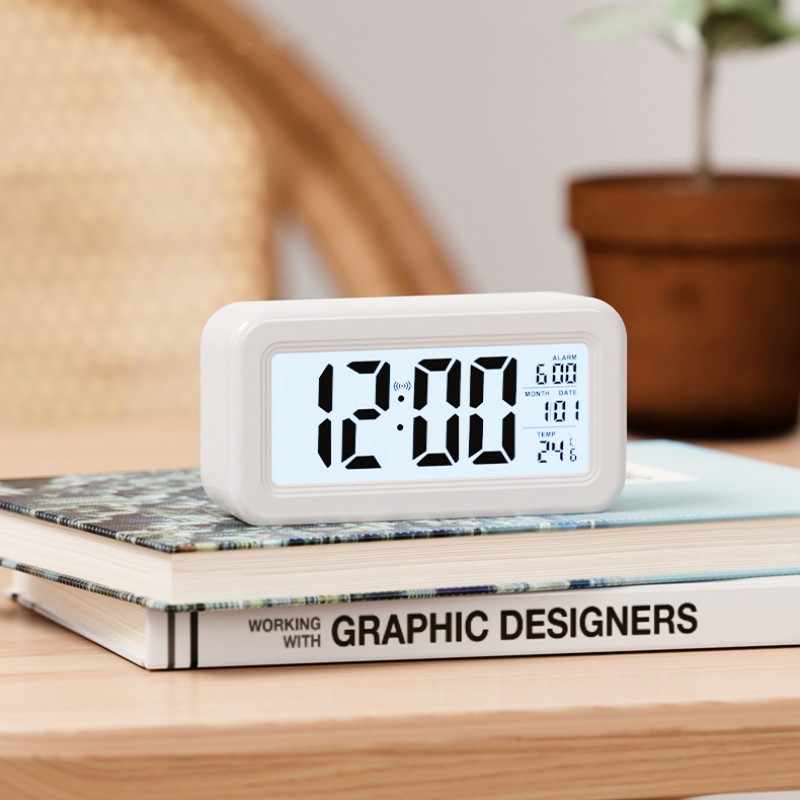 Reloj Despertador Digital con  - Modern Electronics Gadgets reseña y precio