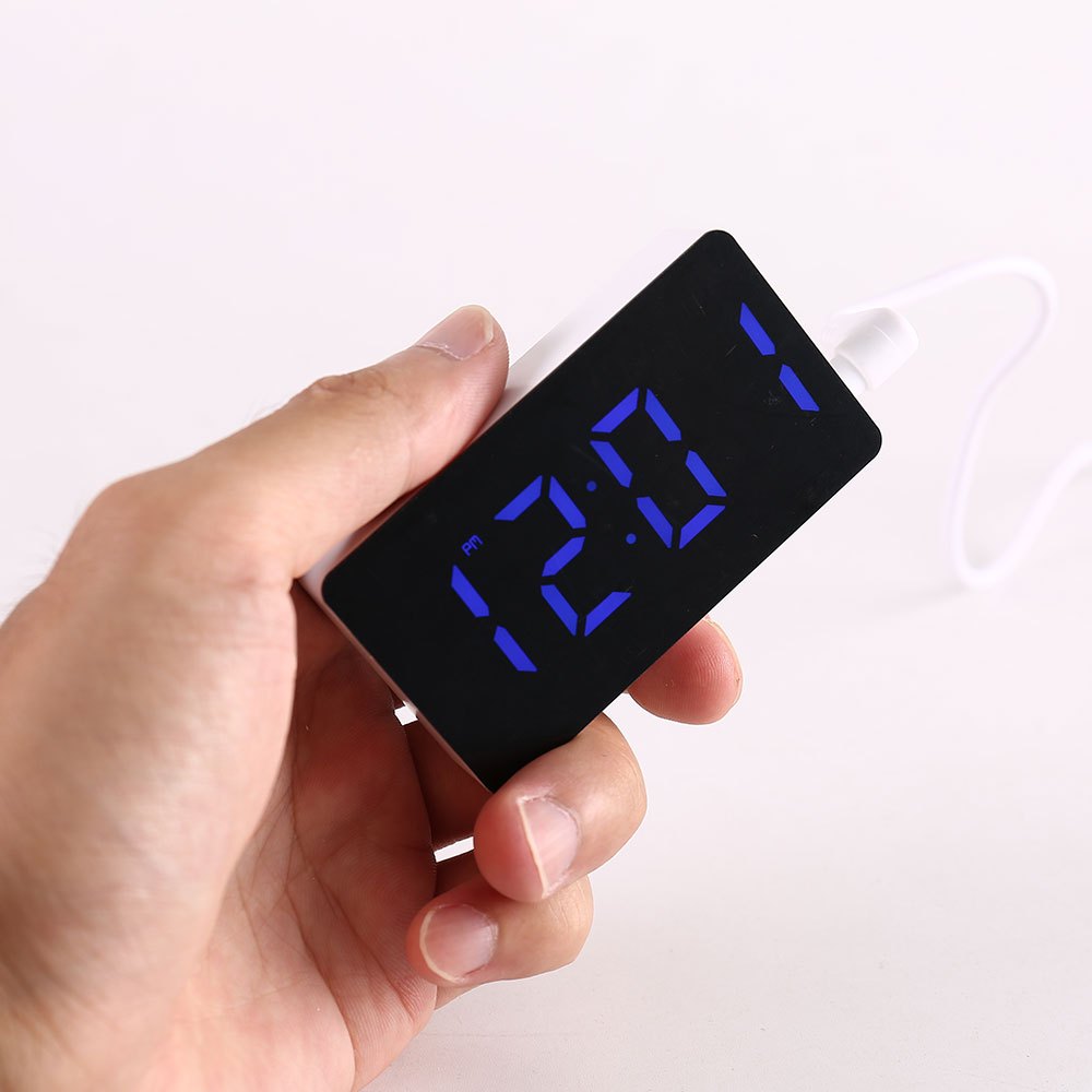 Reloj electrónico LED con espe - Electronics Gadgets Wholesale reseña y precio